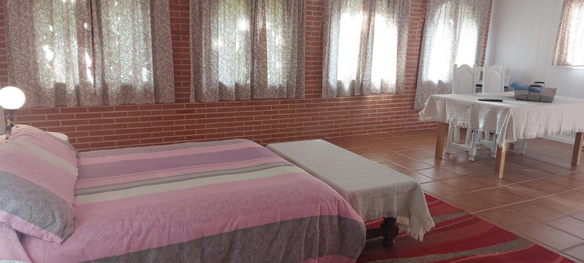 Habitacion,Piscina Y Jardin Azuqueca de Henares Buitenkant foto